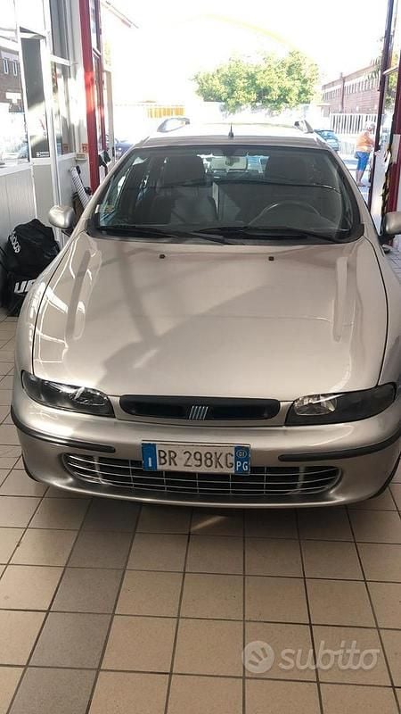 Usata Fiat Marea 105 CV (77 kW) 2001 Grigio Station wagon