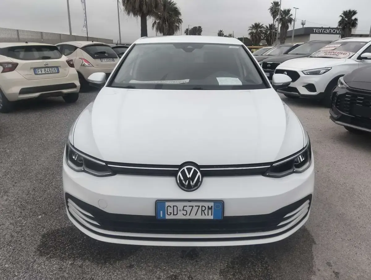 Usata VW Golf VIII Style 131 CV (96 kW) 2021 Bianco Berlina