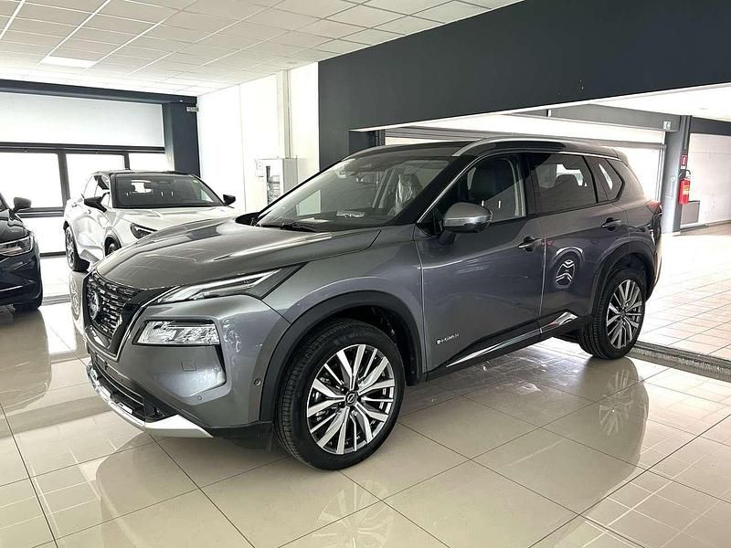 Nuova Nissan X-Trail Executive 204 CV (150 kW) 2026 Dark metal grey SUV
