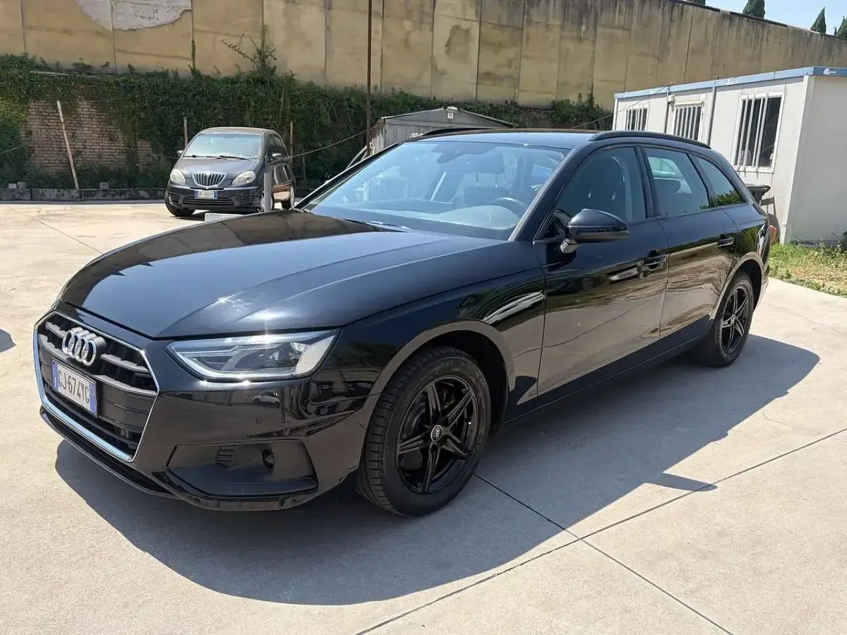Usata Audi A4 Advanced Plus 136 CV (100 kW) 2022 Nero Station wagon