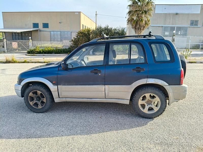Usata Suzuki Vitara 87 CV (63 kW) 1998 Blu Berlina