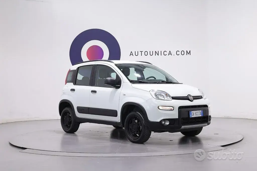 Usata Fiat Panda Cross Cross 84 CV (61 kW) 2022 Bianco Utilitaria