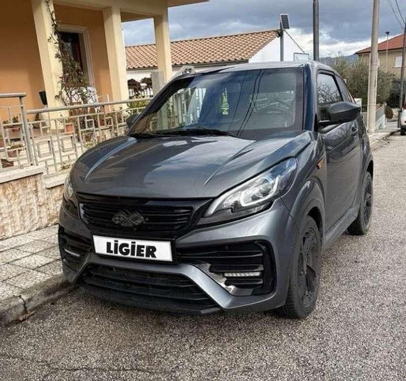 Usata Ligier JS50 11 CV (8 kW) 2023 Utilitaria