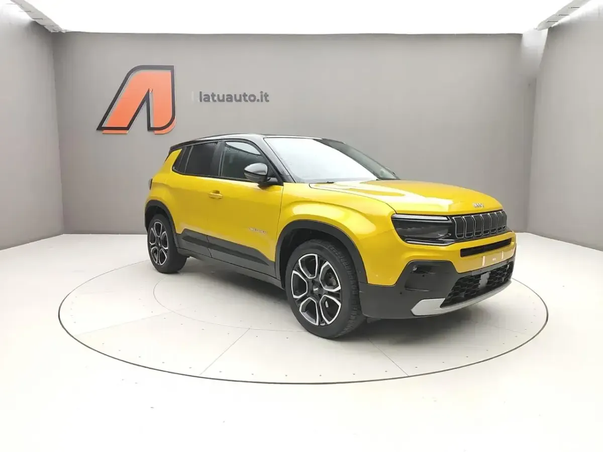 Usata Jeep Avenger Summit 101 CV (74 kW) 2023 Giallo SUV
