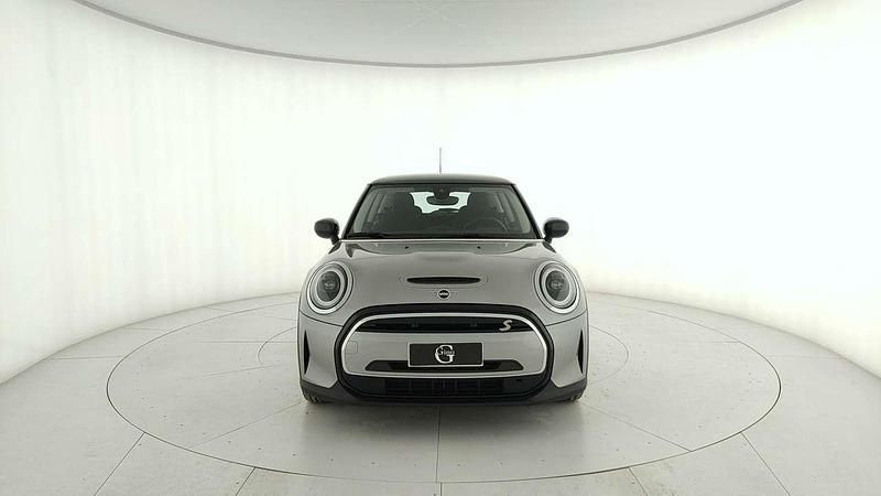 Usata Mini Cooper SE Classic 75 kW (102 CV) 2023 Argento Utilitaria
