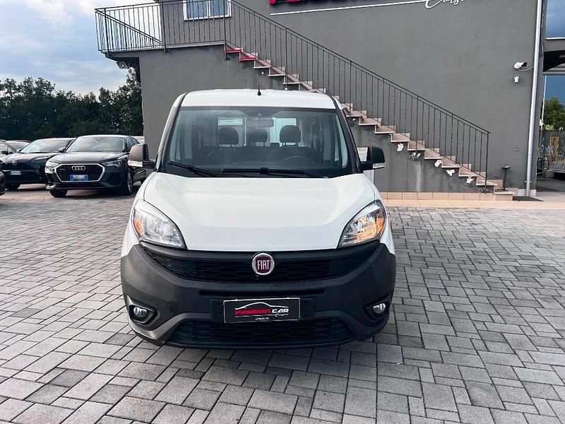 Usata Fiat Doblò 95 CV (69 kW) 2017 Bianco Monovolume