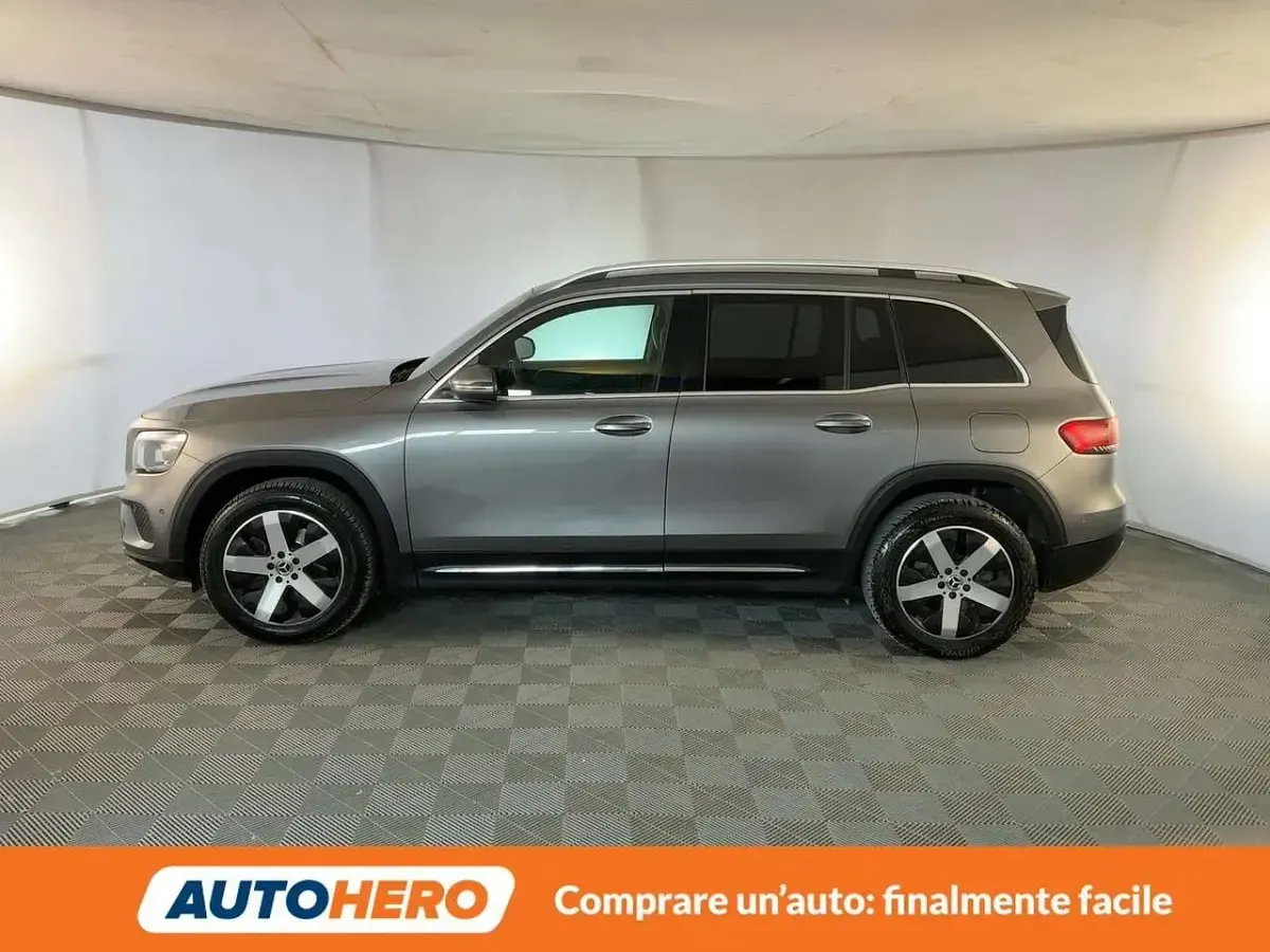 Begagnad Mercedes GLB200 Progressive 150 HK (110 kW) 2021 Grå SUV