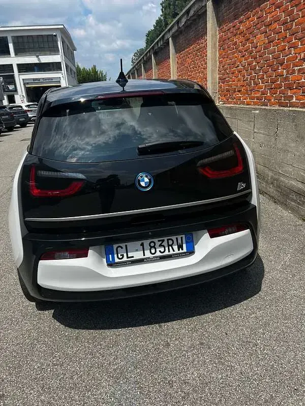 Usata BMW i3 75 kW (102 CV) 2022 Bianco Utilitaria