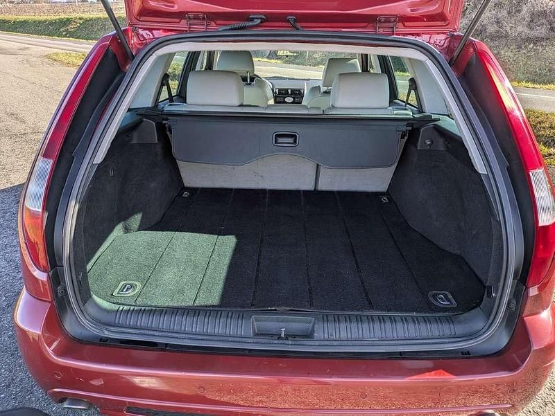 Usata Ford Mondeo ST 226 CV (166 kW) 2003 Rosso Station wagon