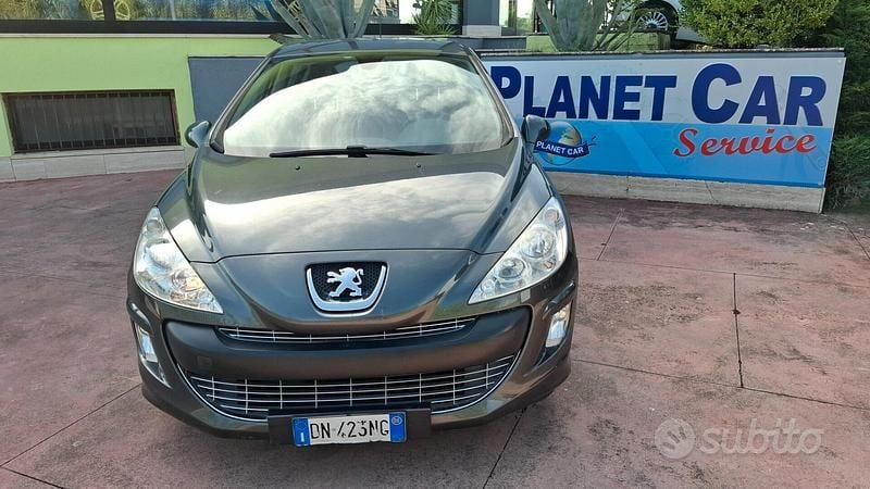 Usata Peugeot 308 Premium 110 CV (80 kW) 2008 Grigio Berlina