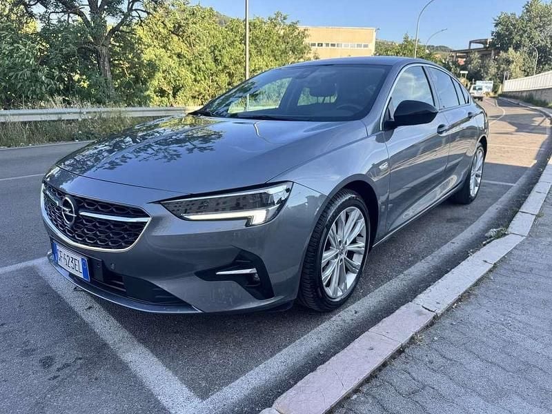 Usata Opel Insignia Sport 122 CV (89 kW) 2022 Berlina