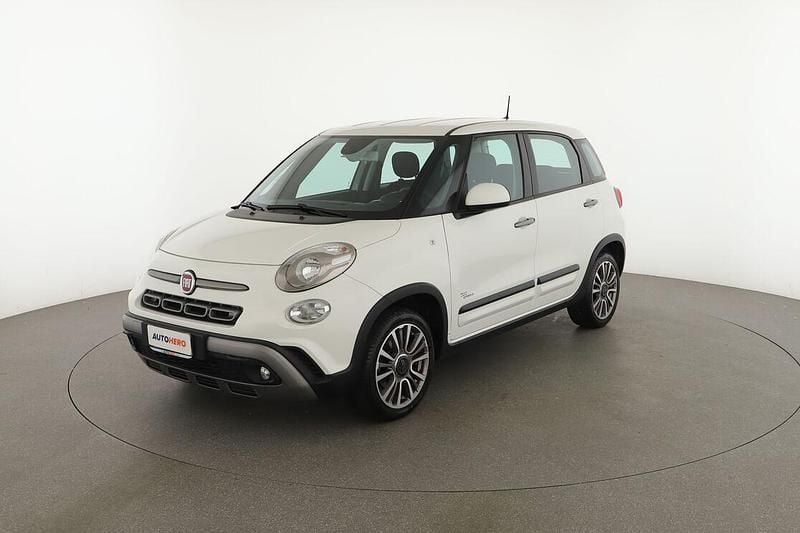 Begagnad Fiat 500L Cross 95 HK (69 kW) 2019 Minibuss