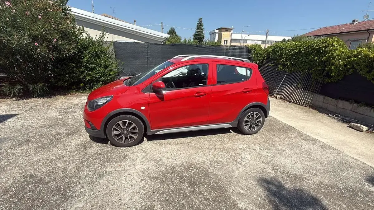 Usata Opel Karl Rocks 75 CV (55 kW) 2018 Utilitaria