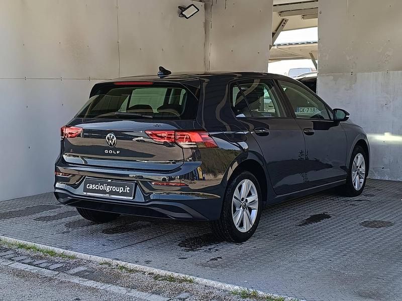 Usata VW Golf VIII Life 115 CV (84 kW) 2020 Nero Berlina