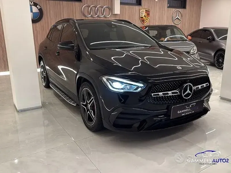 Usata Mercedes GLA200 Premium 150 CV (110 kW) 2021 Nero SUV