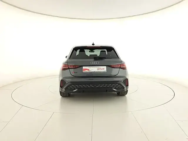 Usata Audi A3 S-Line 150 CV (110 kW) 2025 Grigio daytona perlato Berlina