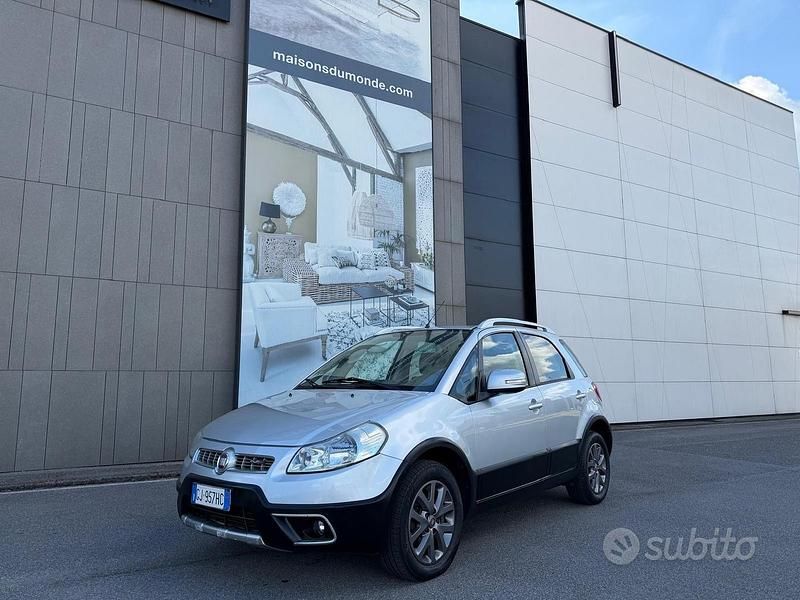 Usata Fiat Sedici 134 CV (98 kW) 2012 Grigio SUV