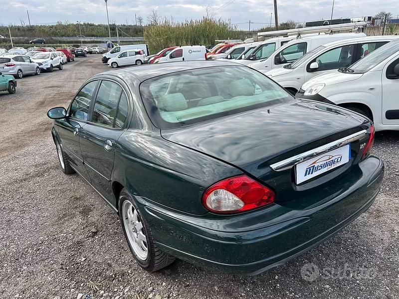 Usata Jaguar X-type 131 CV (96 kW) 2007 Verde Berlina