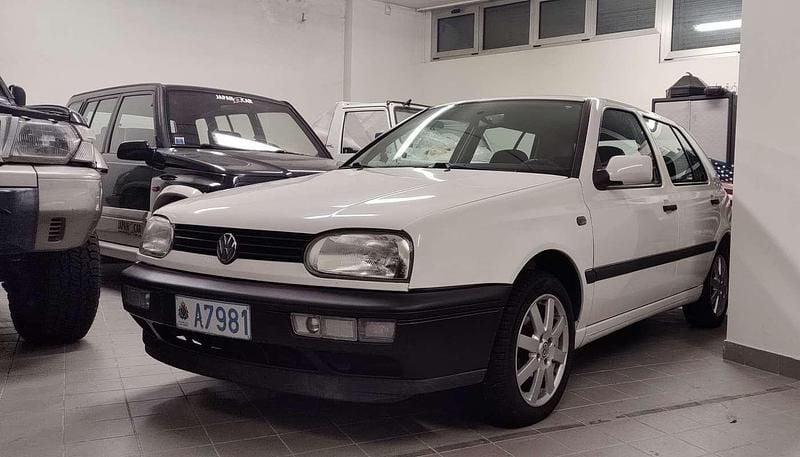 Usata VW Golf III GTD 160 CV (117 kW) 1995 Bianco Berlina