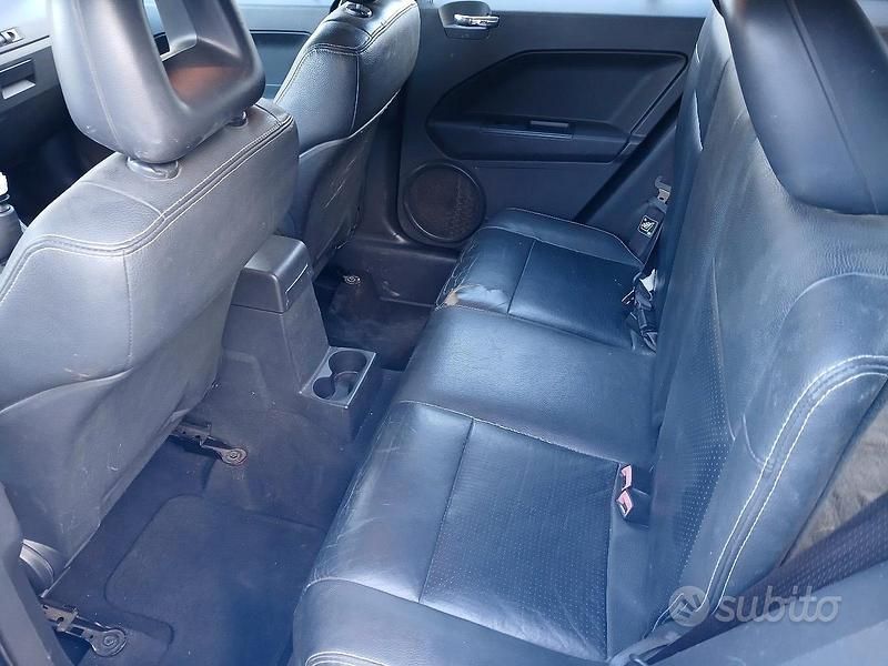 Usata Dodge Caliber 140 CV (102 kW) 2009 Grigio Utilitaria