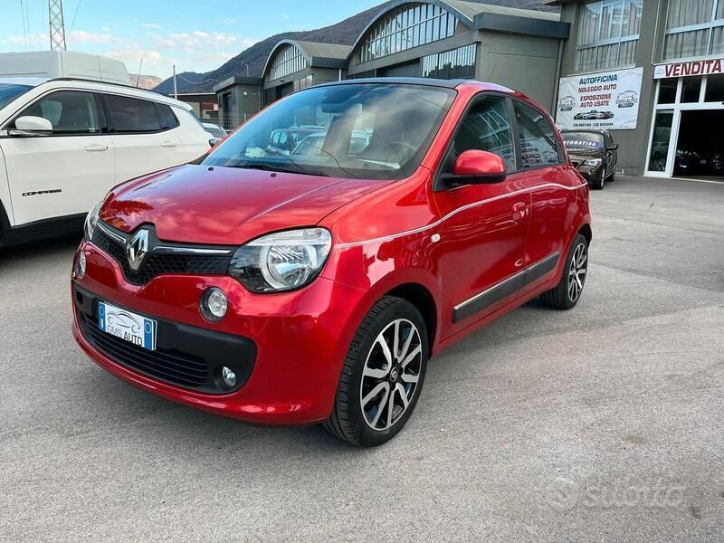 Usata Renault Twingo Life 69 CV (50 kW) 2016 Rosso Utilitaria