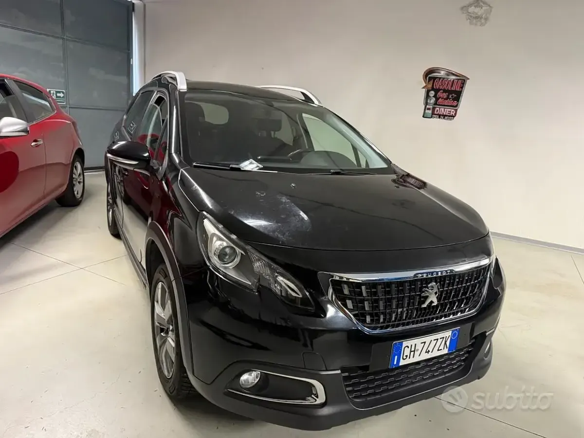 Usata Peugeot 2008 Allure 83 CV (61 kW) 2019 Nero SUV