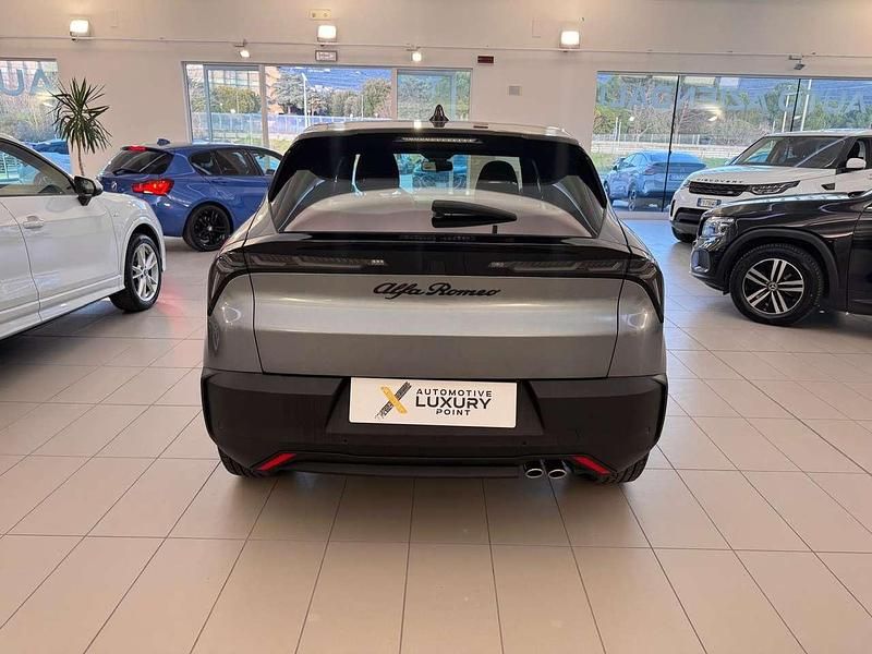 Usata Alfa Romeo Junior 136 CV (100 kW) 2025 Grigio SUV
