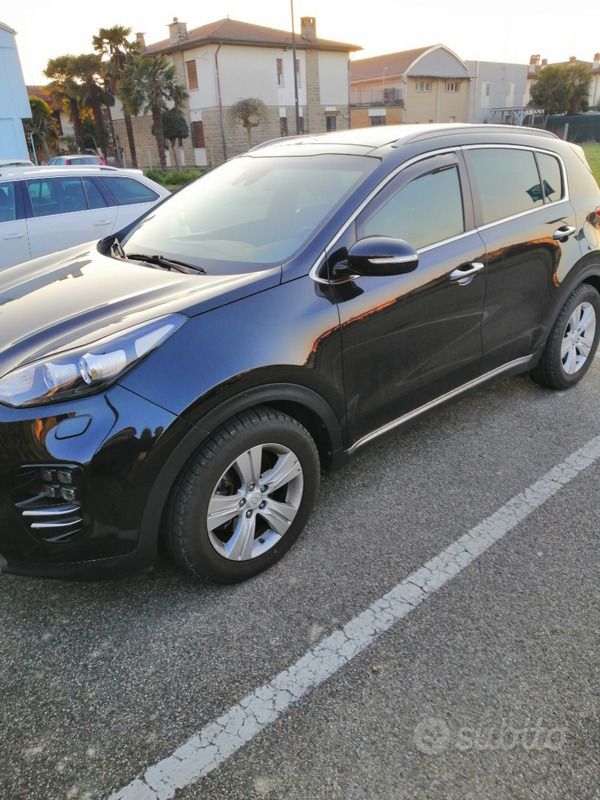 Usata 2018 Kia Sportage GT-Line SUV | 17.000 € (Buon prezzo) - Immagine 1/4