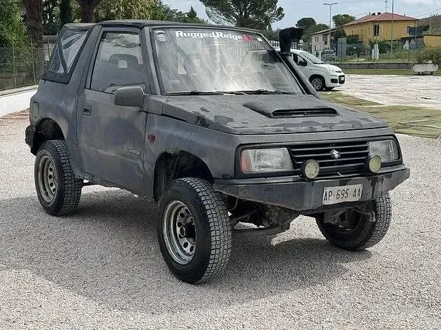 Usata Suzuki Vitara 75 CV (55 kW) 1989 Nero Cabrio
