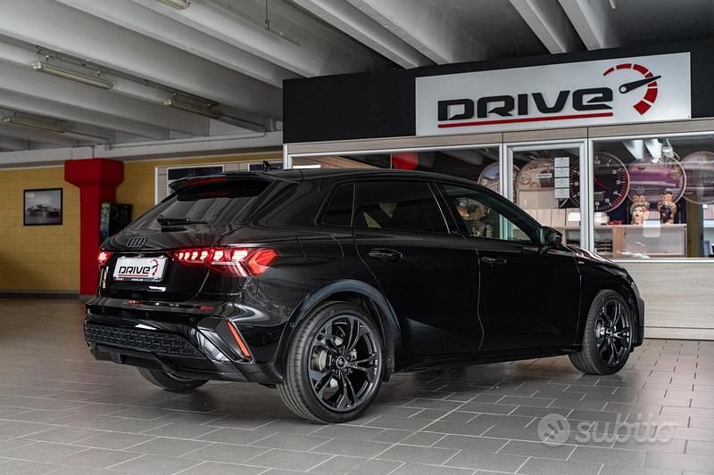Nuova Audi A3 S-Line 150 CV (110 kW) 2025 Nero Berlina