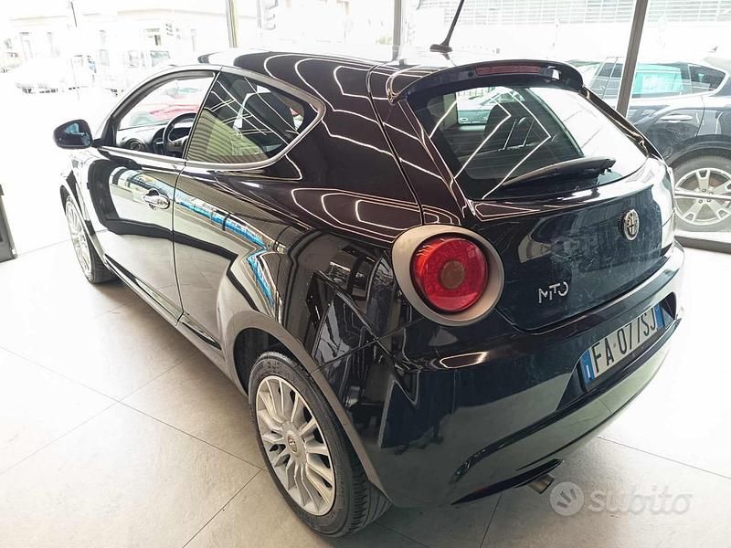 Usata Alfa Romeo MiTo Progression 85 CV (62 kW) 2015 Nero Utilitaria