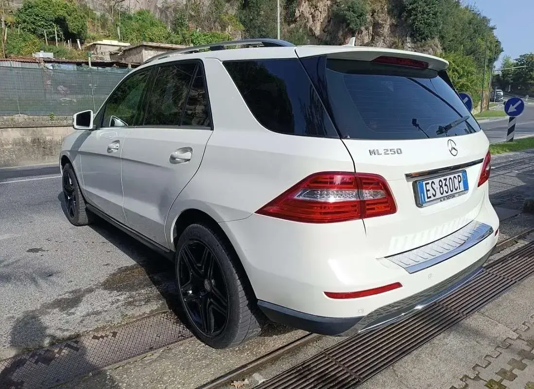 Usata Mercedes ML250 Premium 204 CV (150 kW) 2012 Bianco SUV