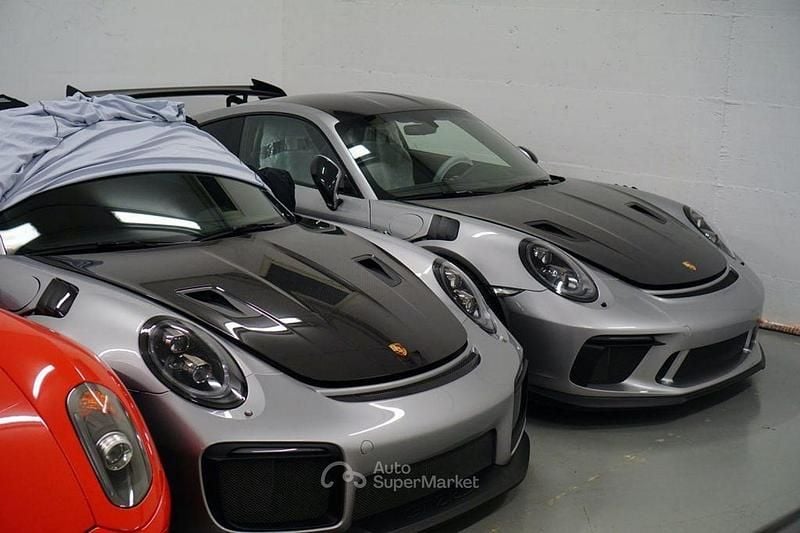 Usata Porsche 911 GT2 RS 701 CV (515 kW) 2018 Argento Coupé