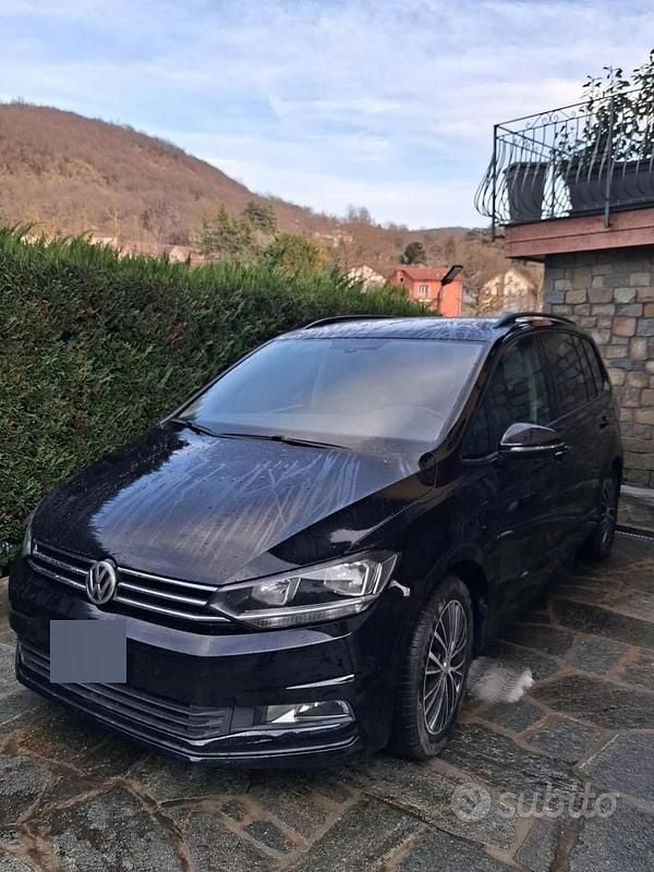 Usata VW Touran 2016 Nero Monovolume