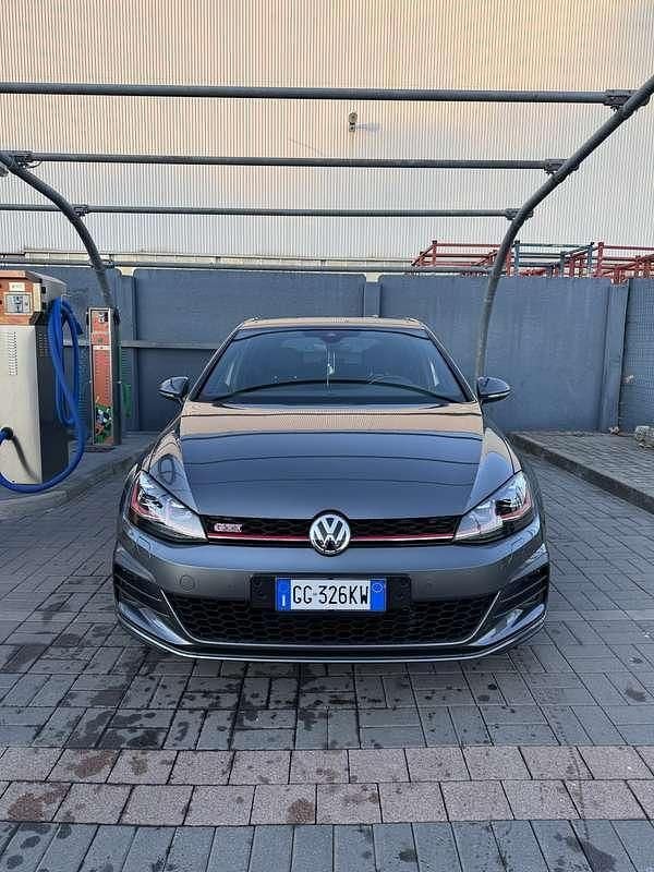 Usata VW Golf VIII GTI 245 CV (180 kW) 2020 Berlina