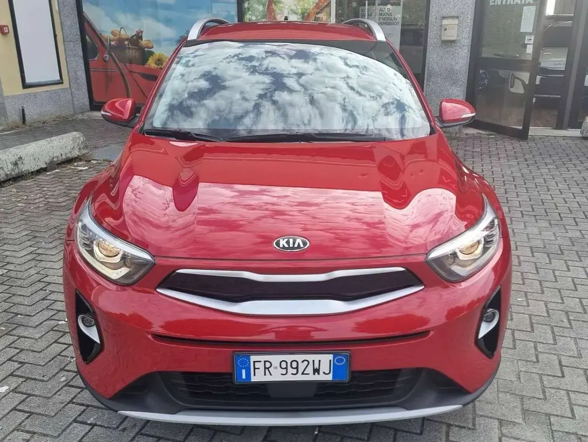 Usata Kia Stonic 120 CV (88 kW) 2019 Rosso SUV
