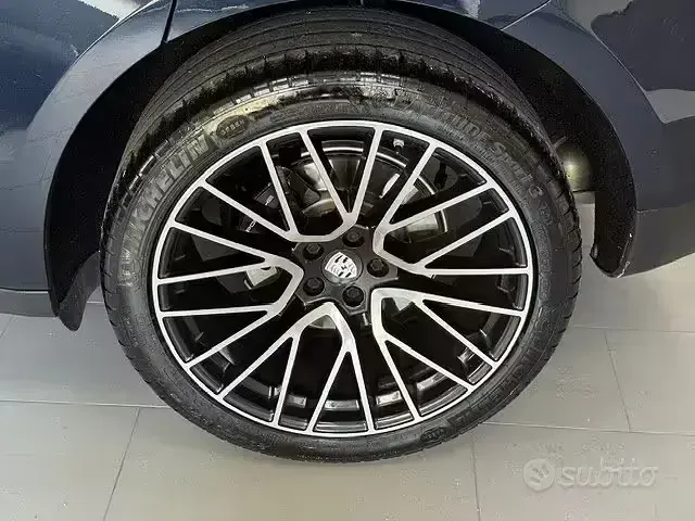 Usata Porsche Macan 245 CV (180 kW) 2020 Blu/azzurro SUV