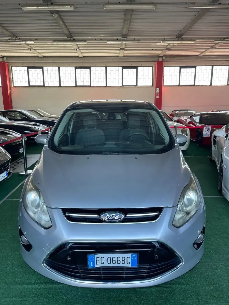 Begagnad Ford C-MAX Titanium 115 HK (84 kW) 2011 Silver Minibuss
