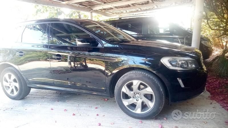 Usata Volvo XC60 136 CV (100 kW) 2015 Nero SUV