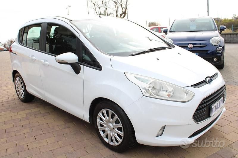 Usata Ford B-MAX Titanium 75 CV (55 kW) 2017 Bianco Monovolume