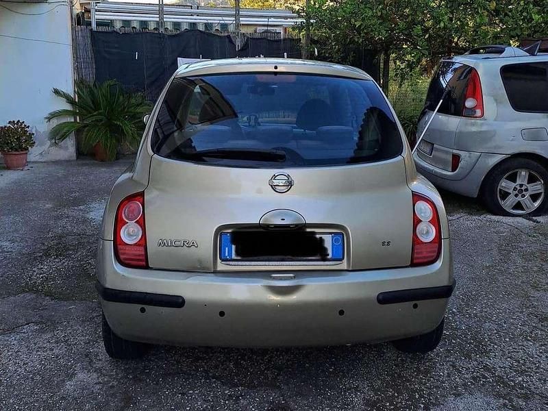 Usata Nissan Micra Acenta 80 CV (58 kW) 2005 Beige Berlina