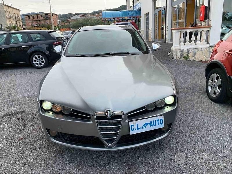 Usata Alfa Romeo 159 150 CV (110 kW) 2008 Grigio Berlina