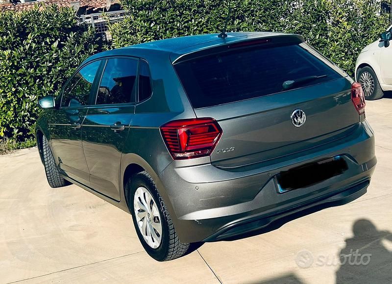 Usata VW Polo 65 CV (47 kW) 2018 Grigio Utilitaria