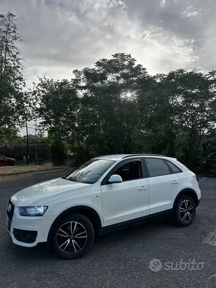 Usata Audi Q3 Advanced Plus 177 CV (130 kW) 2013 Bianco SUV