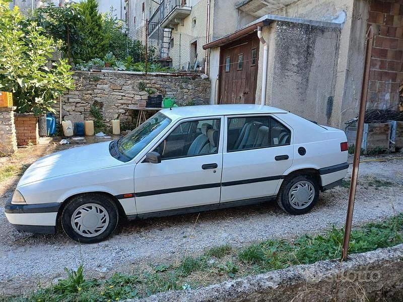 Usata Alfa Romeo 33 88 CV (64 kW) 1994 Bianco Berlina