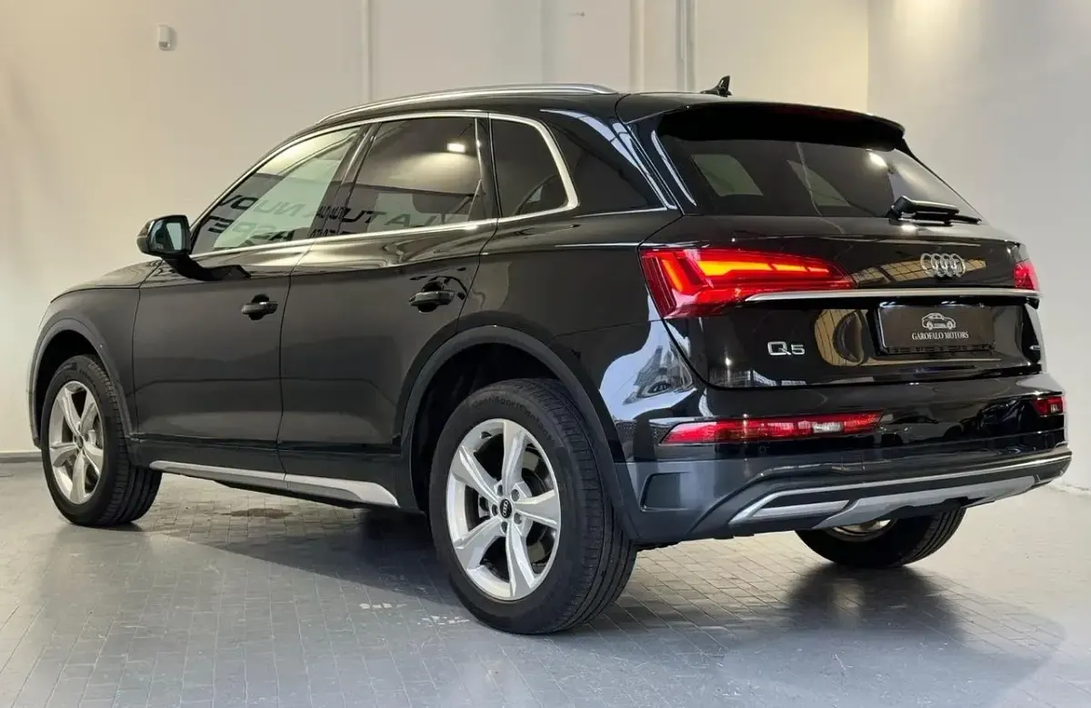 Usata Audi Q5 Advanced 204 CV (150 kW) 2022 Nero SUV