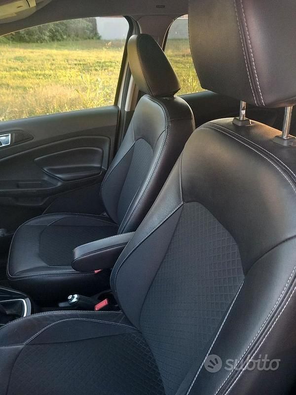 Bianco Usata 2016 Ford Ecosport Titanium SUV | 6200 € (Ottimo prezzo) - Immagine 1/4