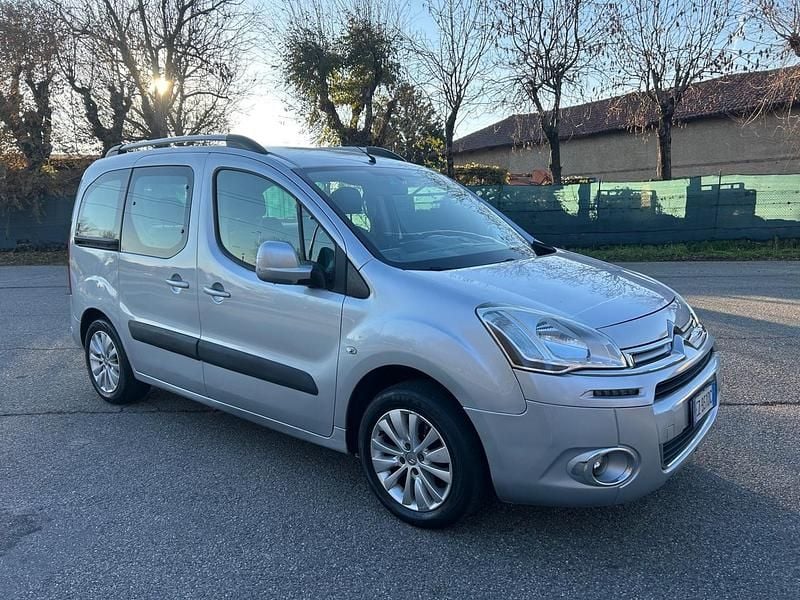 Usata Citroën Berlingo XTR 99 CV (72 kW) 2015 Grigio Monovolume