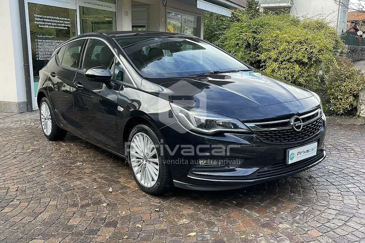 Usata Opel Astra Innovation 105 CV (77 kW) 2016 Nero Utilitaria