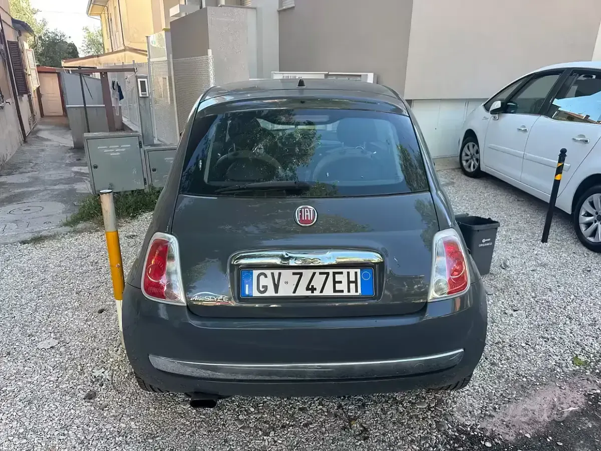 Usata Fiat 500 75 CV (55 kW) 2010 Grigio Berlina